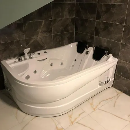 Appart hôtel Arena Suite Jakuzili Daire Istambul